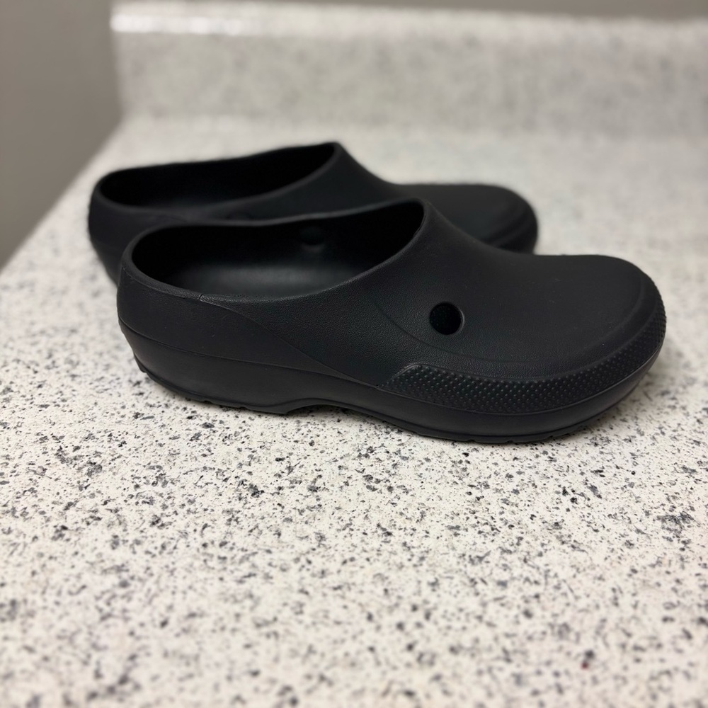 CROCS - Slip-on Clogs, Black,